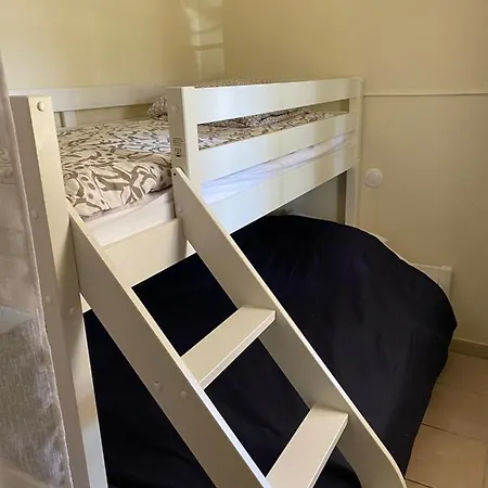 Apartment Location *